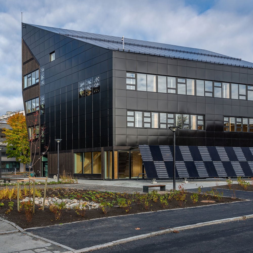 Office building ZEB Flexible Lab, Trondheim. Photo.